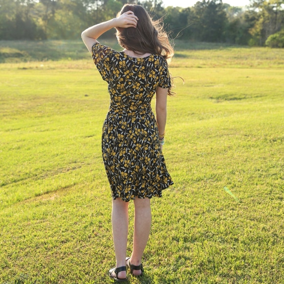 Anthropologie | Maeve Summer Breeze Floral Dress - Picture 3 of 8